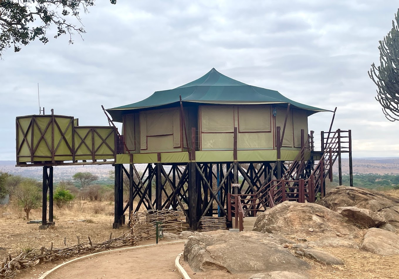 Tarangire Kuro Treetops Lodge9